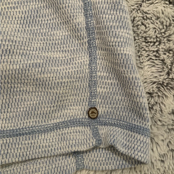Tommy Bahama 1/4 Zip Shirt - Picture 3 of 3